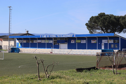 Estádio D. Aurélia de Moura (POR)