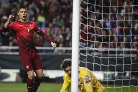Portugal v Srvia Apuramento Euro 2016