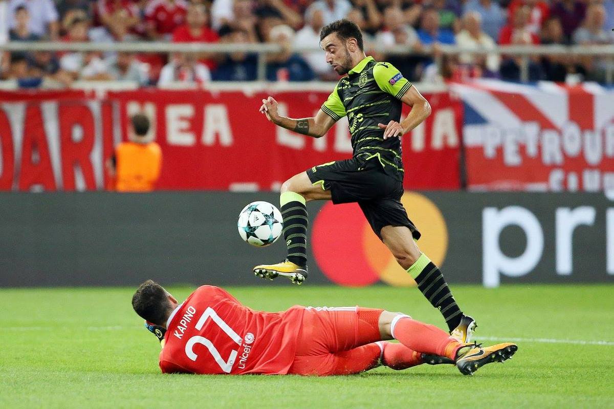 Olympiacos x Sporting - Liga dos Campeões 2017/2018 - Fase de Grupos Grupo  D :: Photos :: soccerzz.com