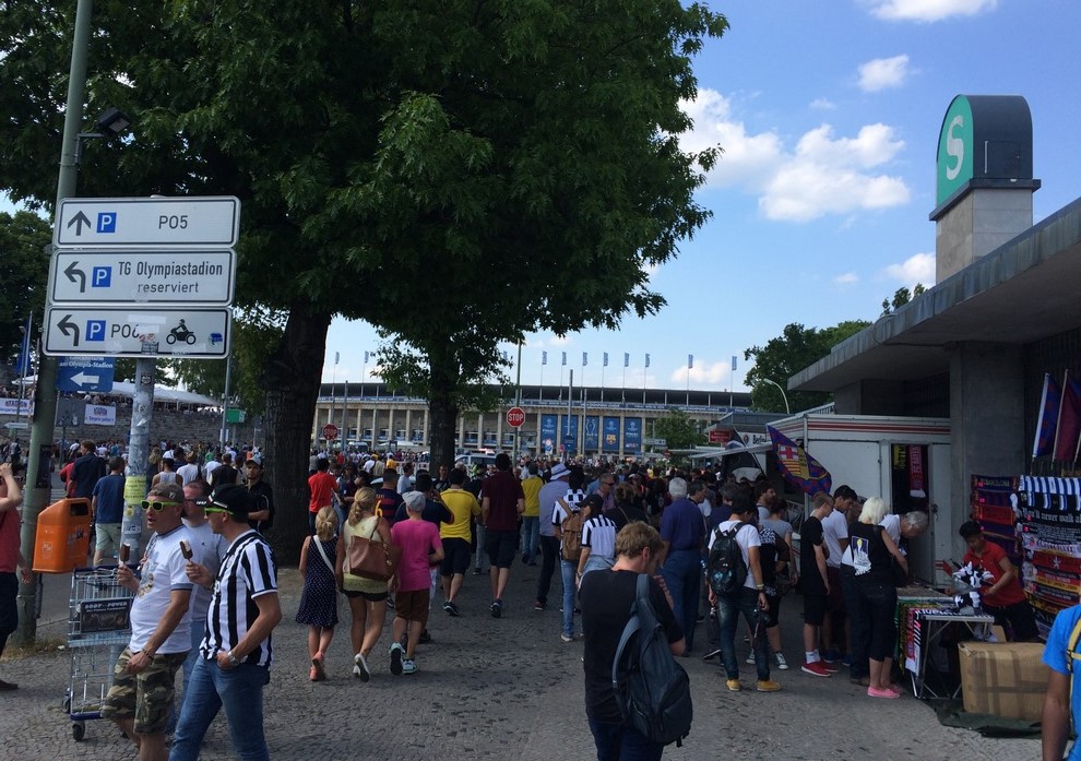 Ao redor do Olympiastadion (Final da Liga dos Campees)