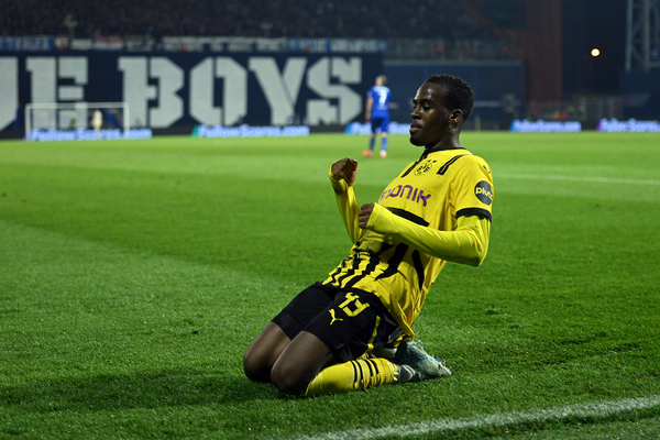 Dribbling to the Top: Bynoe-Gittens Set to Shine in the Premier League