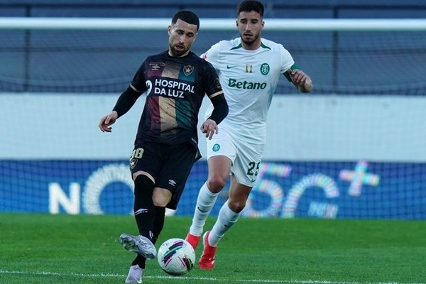 Sporting Dominates Est. Amadora with a Commanding 3-0 Victory in Primeira Liga Showdown