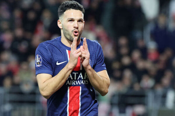 Thrilling Encounter: Paris SG Dominates Brest in High-Scoring Ligue 1 Match!