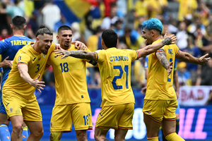 Ukraine stumble to defeat against Romania