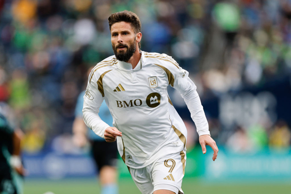 Giroud Parts Ways with Los Angeles FC, Free to Return to France