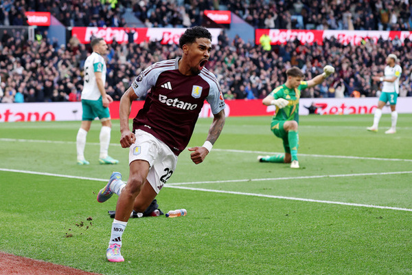 Aston Villa Dominates Newcastle in a 4-1 Victory in Premier League Action