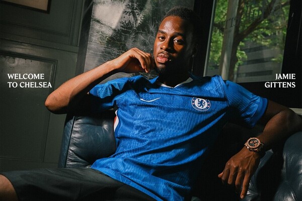 Jamie Bynoe-Gittens Moves from Dortmund to Chelsea