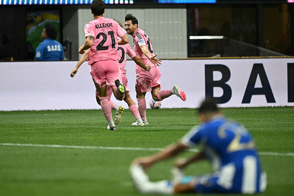 Aged Genius Still Dominates Dragons
