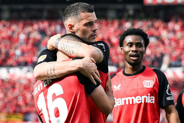 Bayer Leverkusen Secures Victory Over FC Augsburg in Bundesliga Showdown