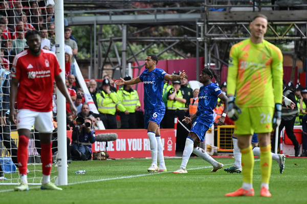 Chelsea Secures Narrow Victory Over Nottingham Forest in Premier League Clash