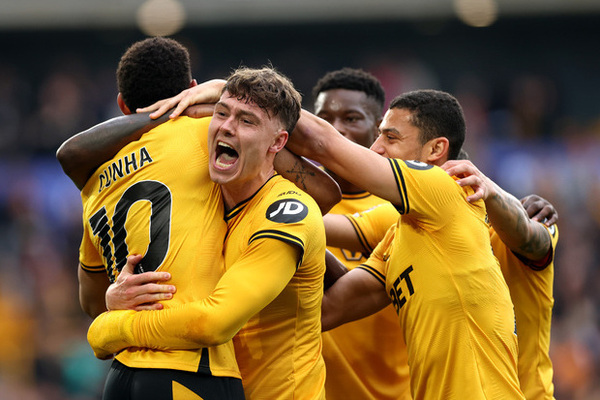 Wolverhampton Secures Convincing Victory Over Leicester City in Premier League Clash