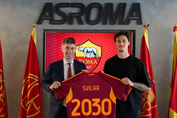 Mile Svilar Extends Contract with Roma Until 2030