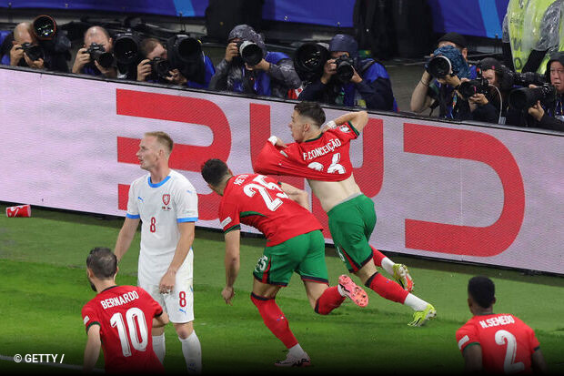 Portugal beat Czech Rep.
