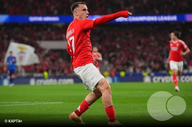 Benfica in complete control Benfica in complete control